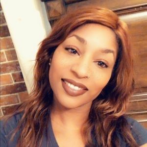 Meet your Posher, Candace